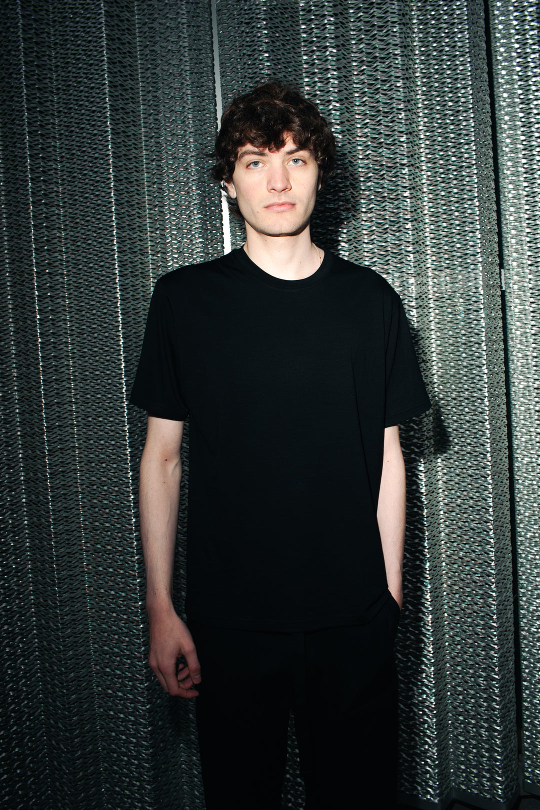 WOLLMEISTER.BERLIN X FORMAL FRIDAY COLLAB T-SHIRT