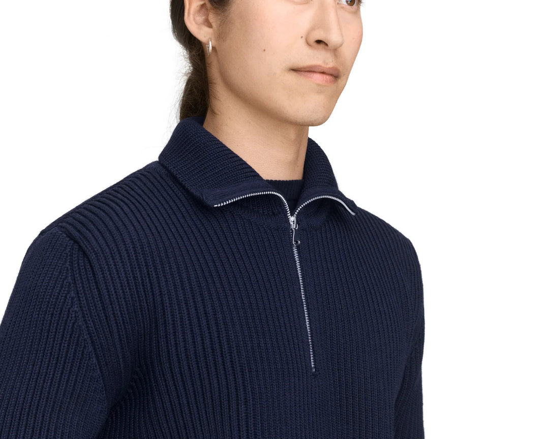NAVY HALF-ZIP